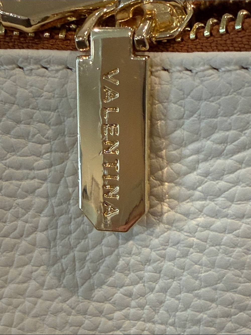Valentina Italian white pebbled leather crossbody bag with a triple entry design - Picture 14 of 16